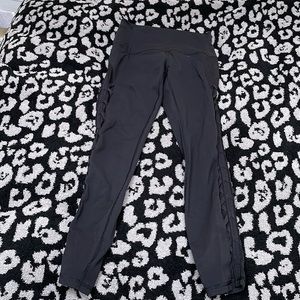 Lululemon side-mesh pattern leggings